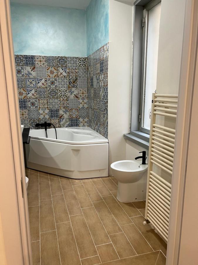 Alla Scalinata Del Teatro Rossetti Confort Suites Parcheggio Trieste Eksteriør billede